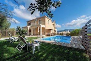 House | 3 bedrooms - Belle Helen s Villa - 3 Bedrooms Billiard Pool (Kefalonia)
