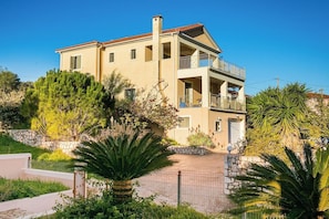 House | 3 bedrooms - Belle Helen s Villa - 3 Bedrooms Billiard Pool (Kefalonia)