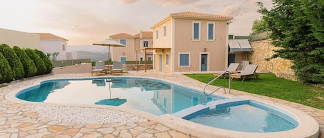 House, Smoking | 4 bedrooms
