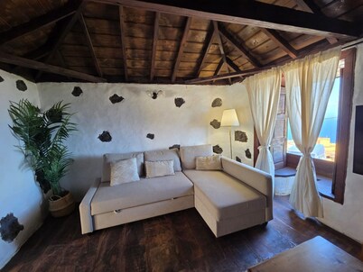 Ferienhaus 'El Moral 1' mit Meerblick, privater Terrasse und WLAN