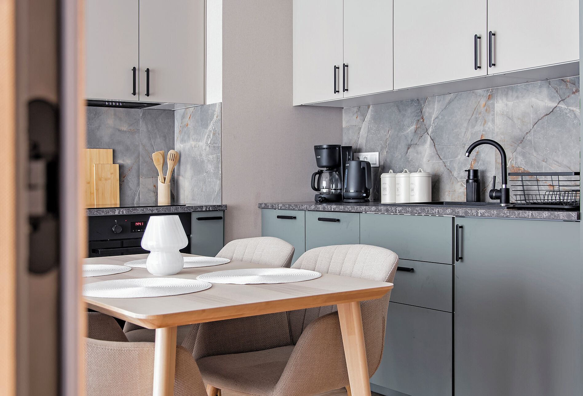 Apartment, Balcony | Private kitchenette | Coffee/tea maker, electric kettle