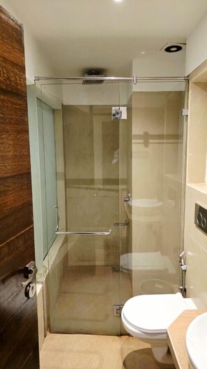 Shower, towels, soap, shampoo - Supreme Grande Calangute (Calangute)