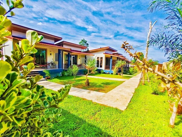 The Holiday Garden View - Krabi