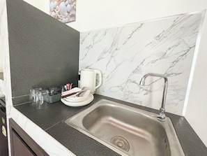 مكتب وواي فاي مجانًا