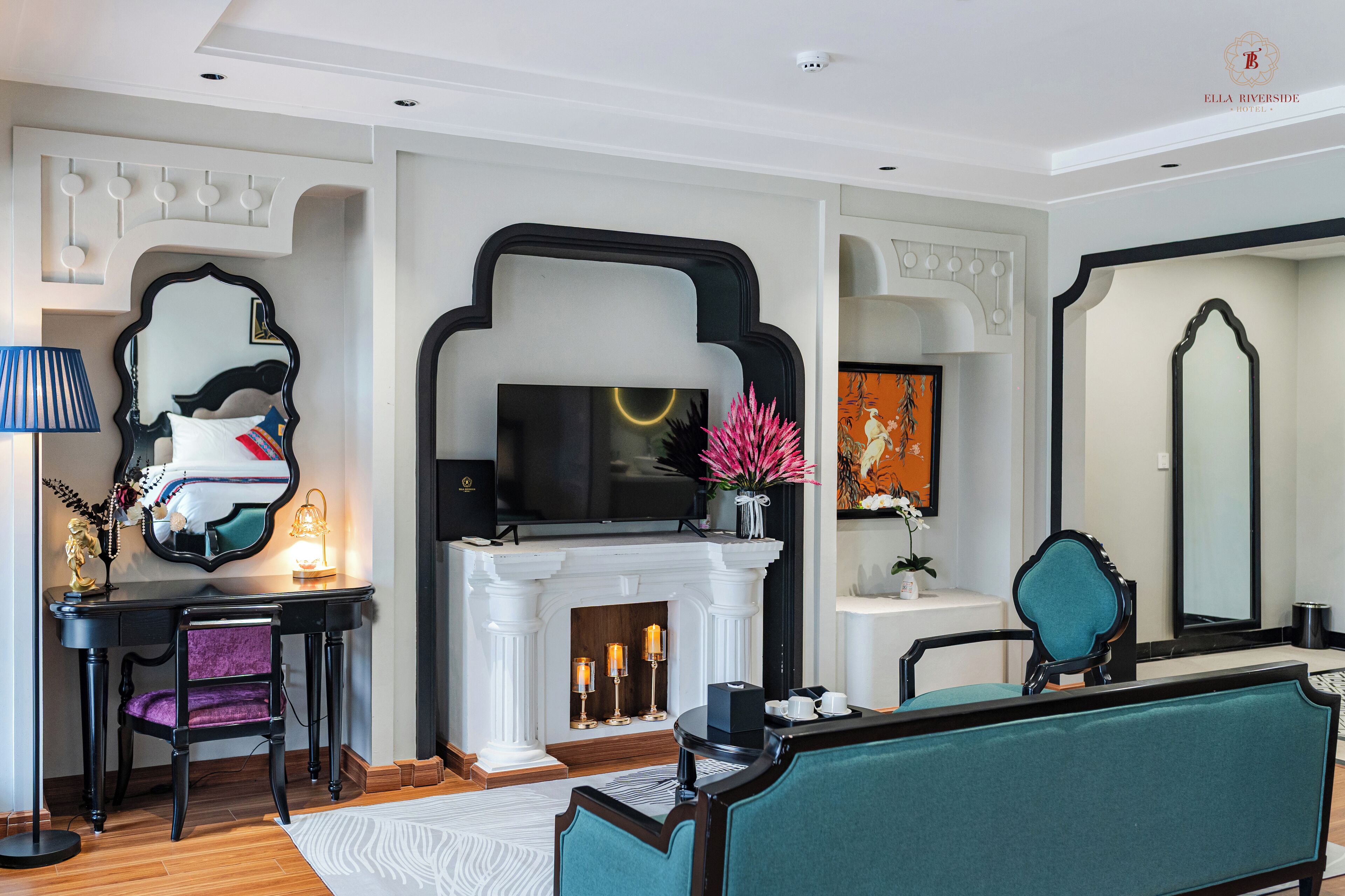 套房, 陽台, 河景 | 起居區