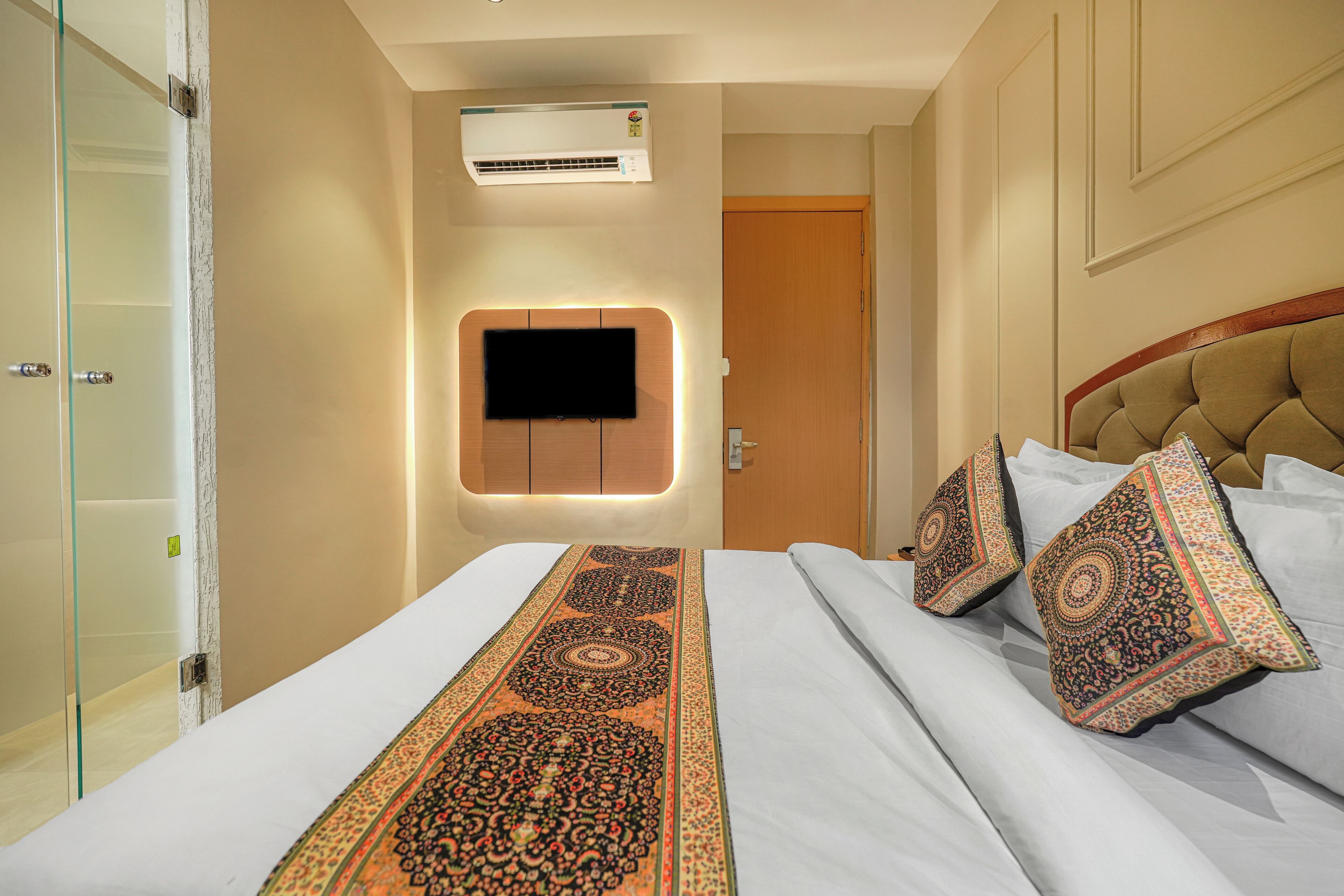 Deluxe Double Room | Free WiFi