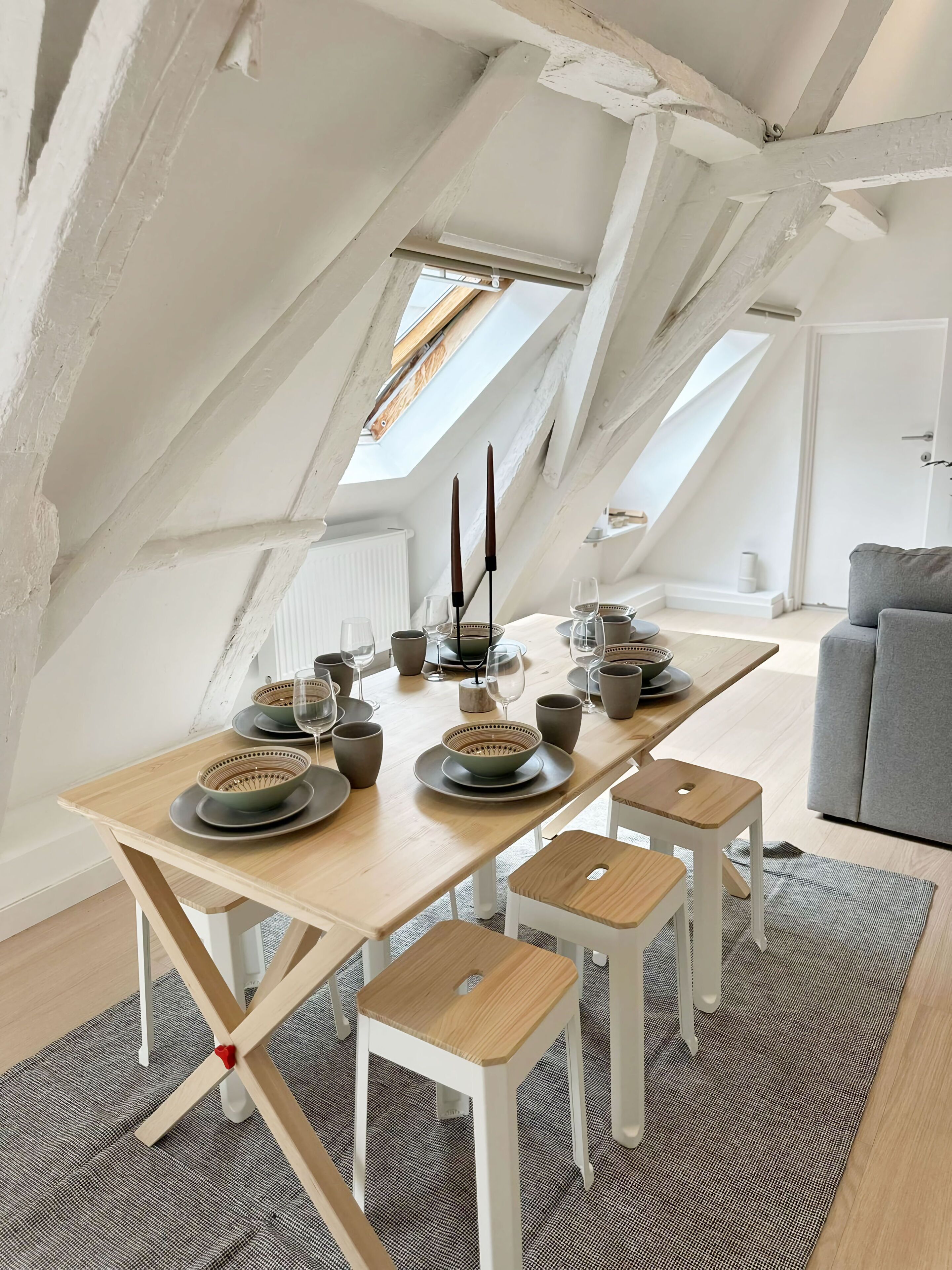 Basic Apartment | Private kitchen | Mini-fridge, microwave, stovetop, cookware/dishes/utensils