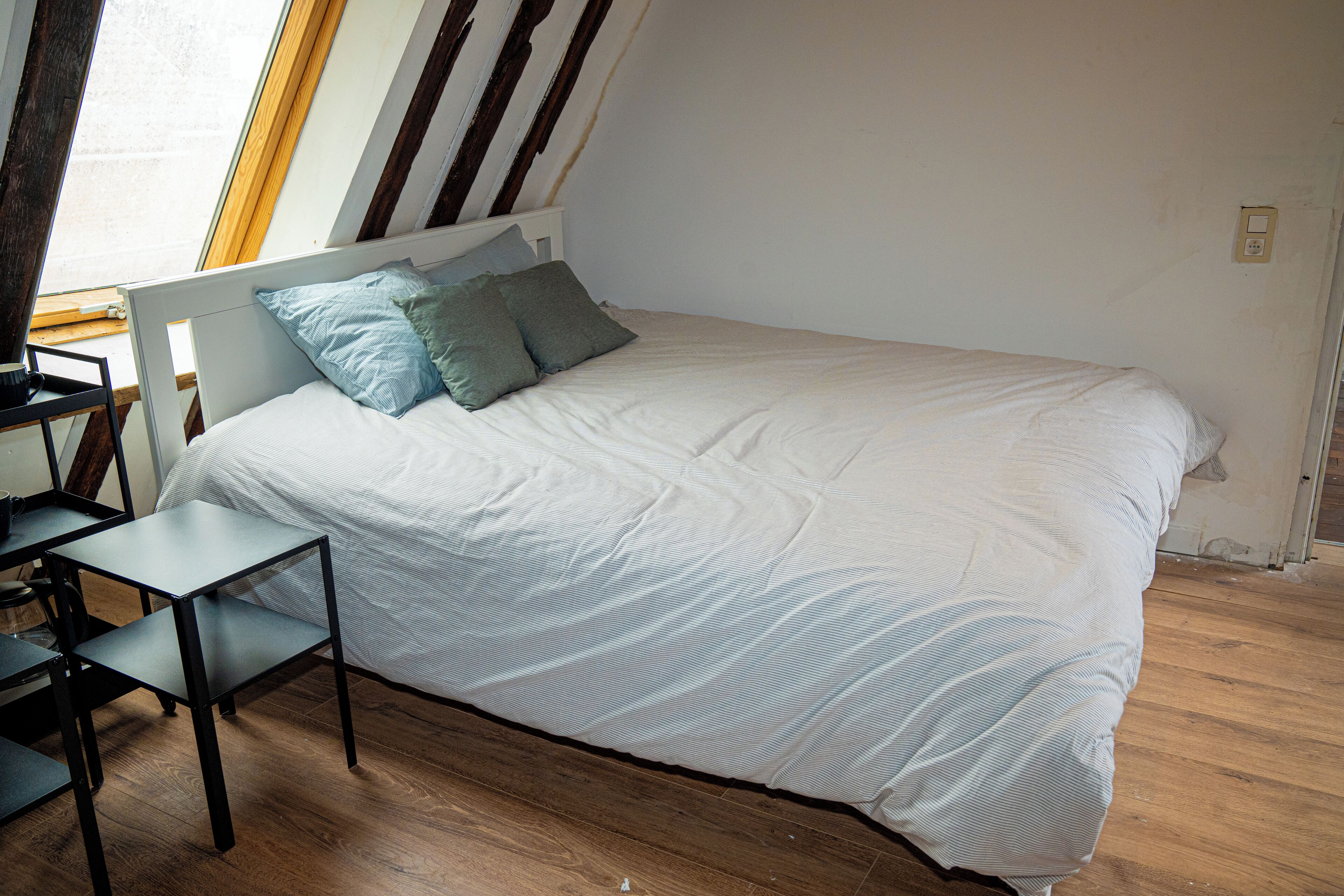 Basic Apartment | Iron/ironing board, free WiFi