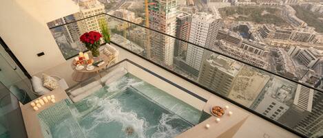 อพาร์ทเมนท์, ระเบียง | อ่างน้ำวน