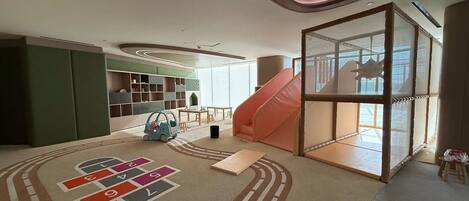 Children’s play area – indoor