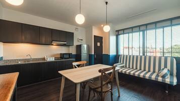 Quarto luxo, 1 cama de casal | Parte interna
