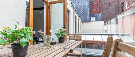 Basic Apartment | Balcony