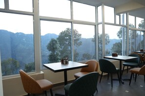 Restaurant - The Amore Hills (Tehri)