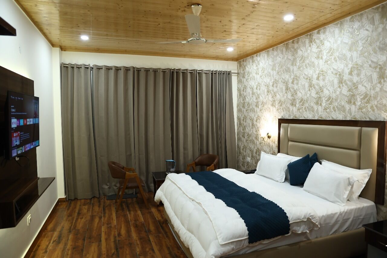 尊榮客房, 陽台, 山景 | 筆電工作空間、熨斗/熨衣板、免費無線上網