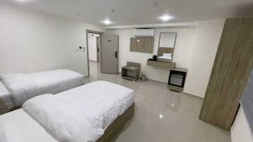 Standard Twin Room, City View | Desk, free WiFi