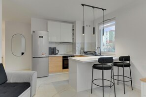 Huoneisto, parveke | Yksityinen keittonurkkaus | Kahvin-/teenkeitin, vedenkeitin