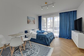 Studio | Yksilöllisesti sisustettu, yksilöllisesti kalustettu