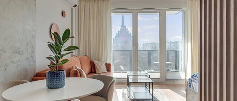 Studiosviitti | Yksilöllisesti sisustettu, yksilöllisesti kalustettu