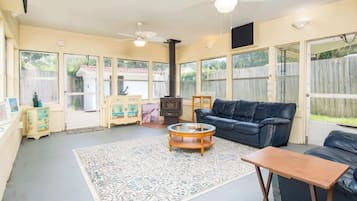 Televisión y oficina