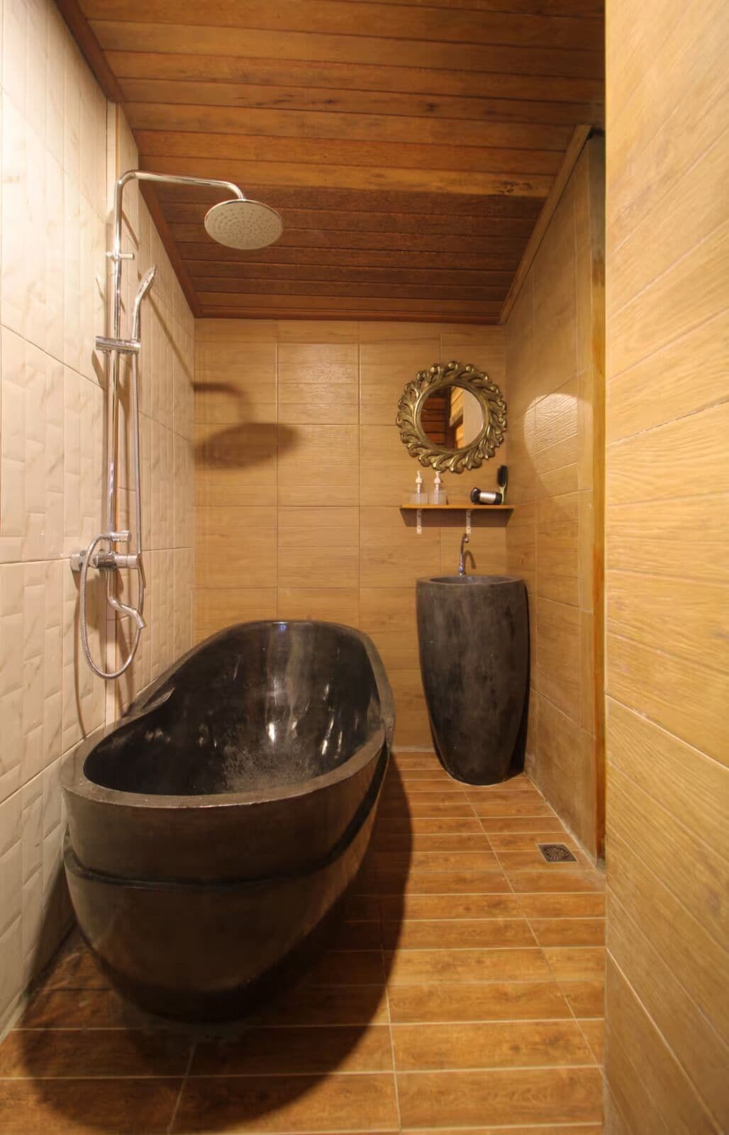 Villa, 3 Bedrooms | Bathroom | Combined shower/bathtub, hair dryer, towels, soap