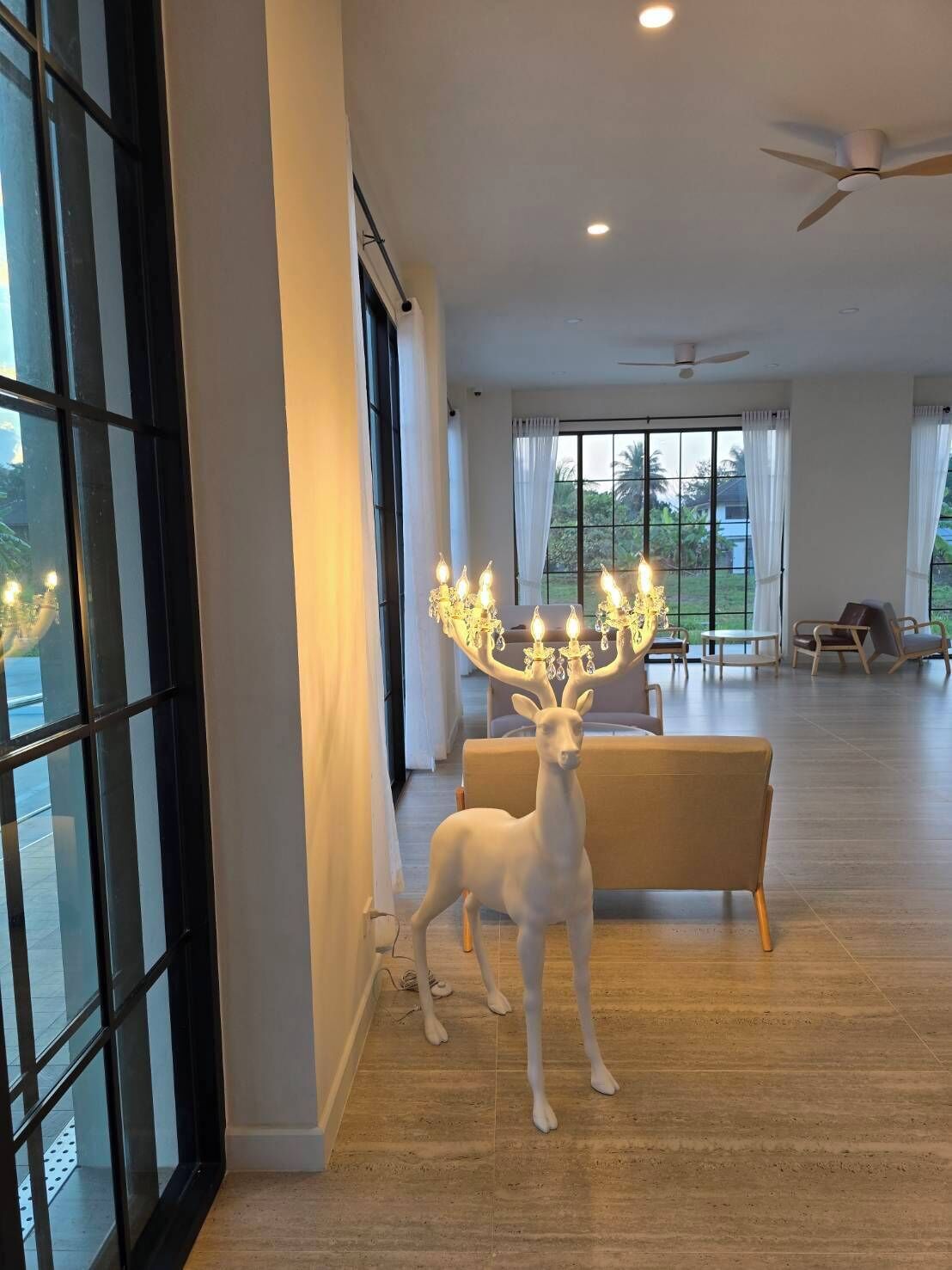 Siddeområde i lobbyen