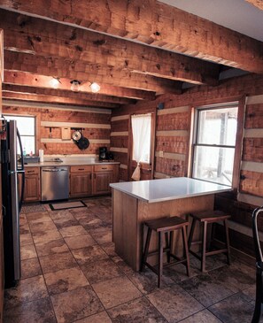 Micro-ondes, four, plaque de cuisson, lave-vaisselle