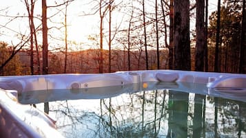 Bain à remous extérieur