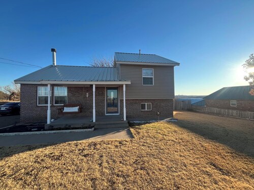  Beautiful, warm, cozy place to enjoy the sunsets and all the comforts you need.