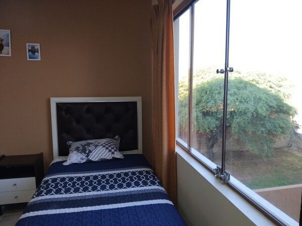 미분류 이미지, 1/13장, 버튼