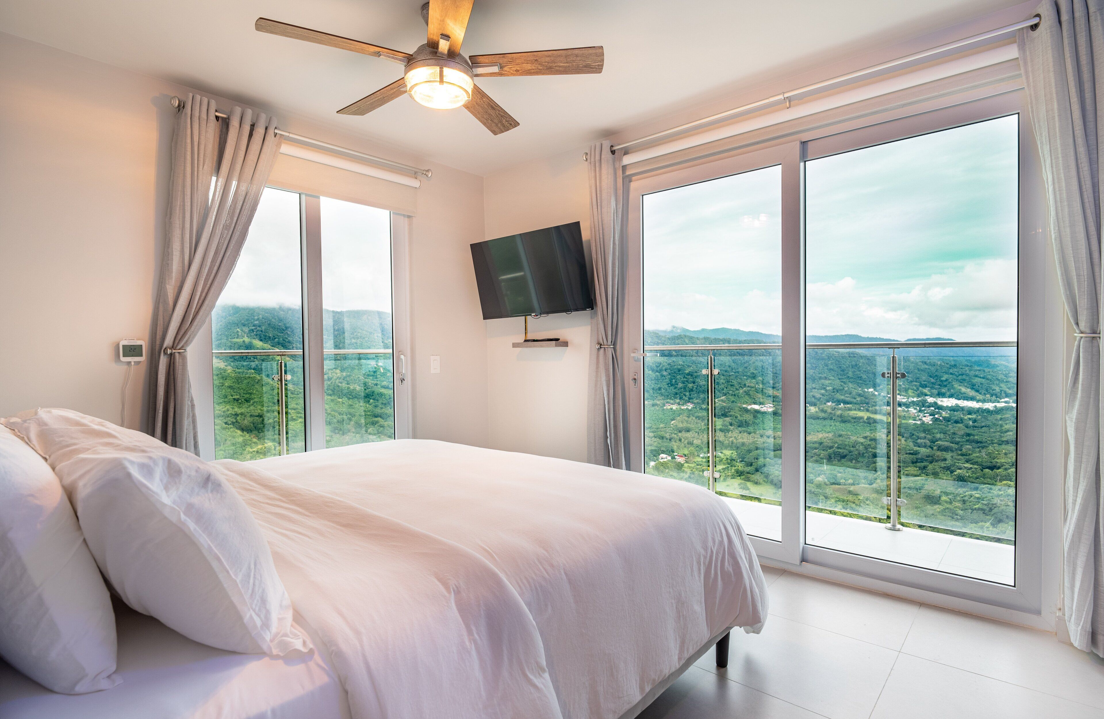 Apartment, Multiple Beds, Balcony, Mountain View (Mar a Mar 09-04C)