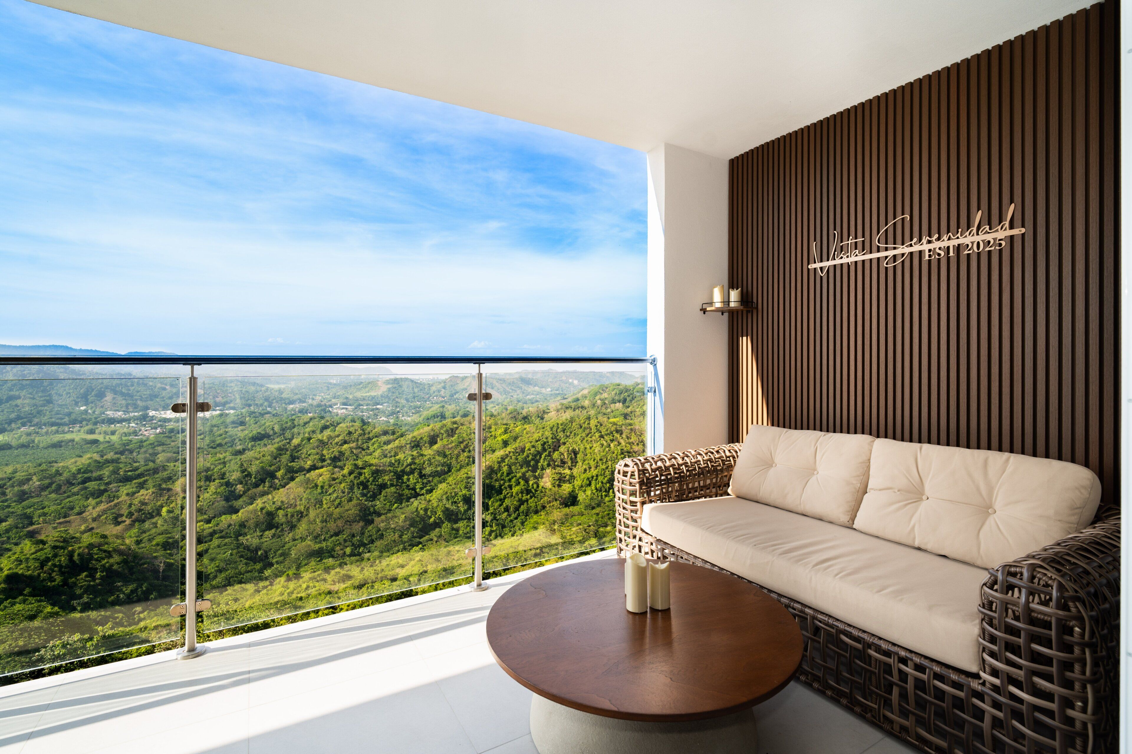Apartment, Multiple Beds, Balcony, Mountain View (Mar a Mar 09-04C) | Interior