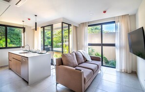 House, Multiple Beds, Balcony, Garden View (Torres del Mar 1202) | Living area - Torres del Mar 1202 (Jacó)