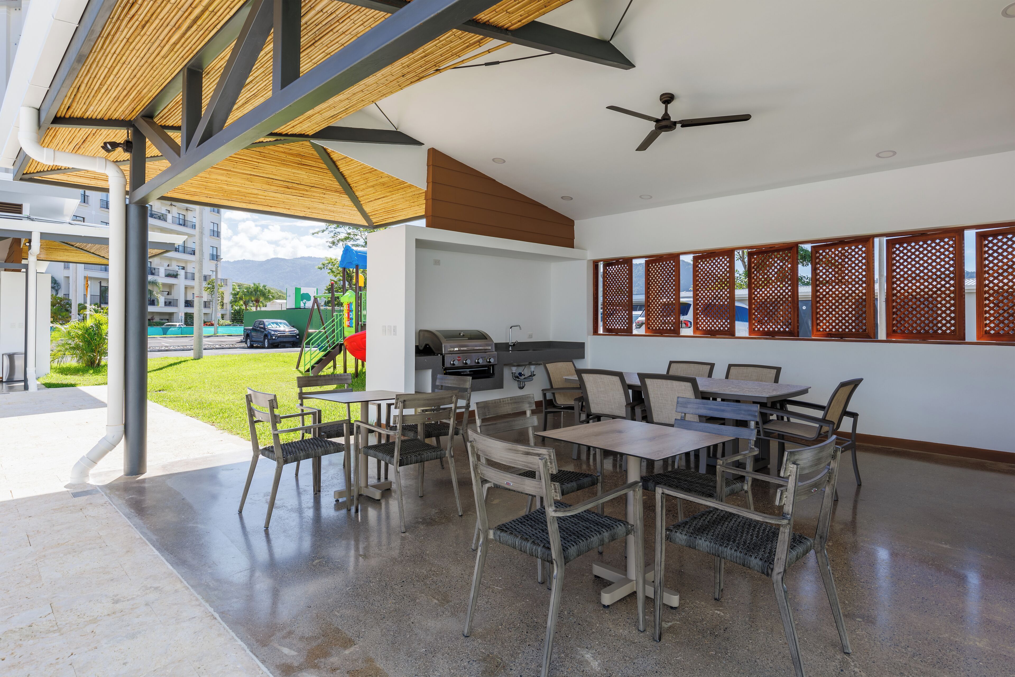 公寓, 多张床, 阳台, 海洋景观 (Viva Jaco 1208A) | 室外用餐