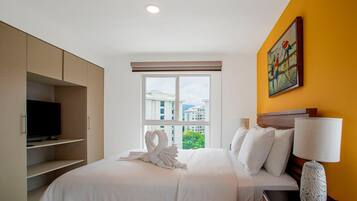 Apartment, Multiple Beds, Balcony, Mountain View (Viva Jaco Viva Jaco (10-03B)) | 2 bedrooms, individually decorated, individually furnished