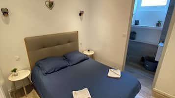 Apartament clàssic, 1 llit doble i sofà llit, cuina, vistes a la ciutat | Wifi gratuïta