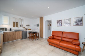 Interior - Maison algarve, tout confort avec patio et terrasse, 2 chambres, près des plages (Parchal)