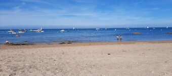 House 90 m2 400 m from the beach and shops