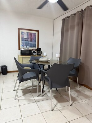 Blackout curtains, iron/ironing board, free WiFi - Beach Front Double Suite in Cancun (Cancún)