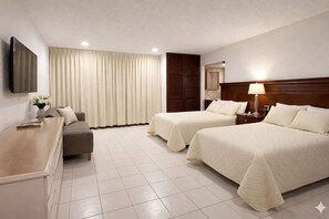 Blackout curtains, iron/ironing board, free WiFi - Beach Front Double Suite in Cancun (Cancún)