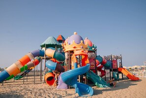 Children’s area - Residence Sandra three-room apartment Trilo for 6 persons (Rosolina Mare)