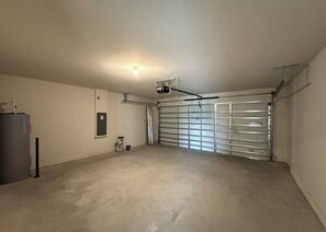 Interior - 5-bedroom house in perfect Parrish with cool AC breeze (Parrish)