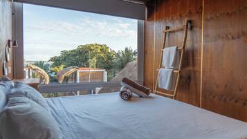 Deluxe Room, Lagoon View | Free WiFi, bed sheets