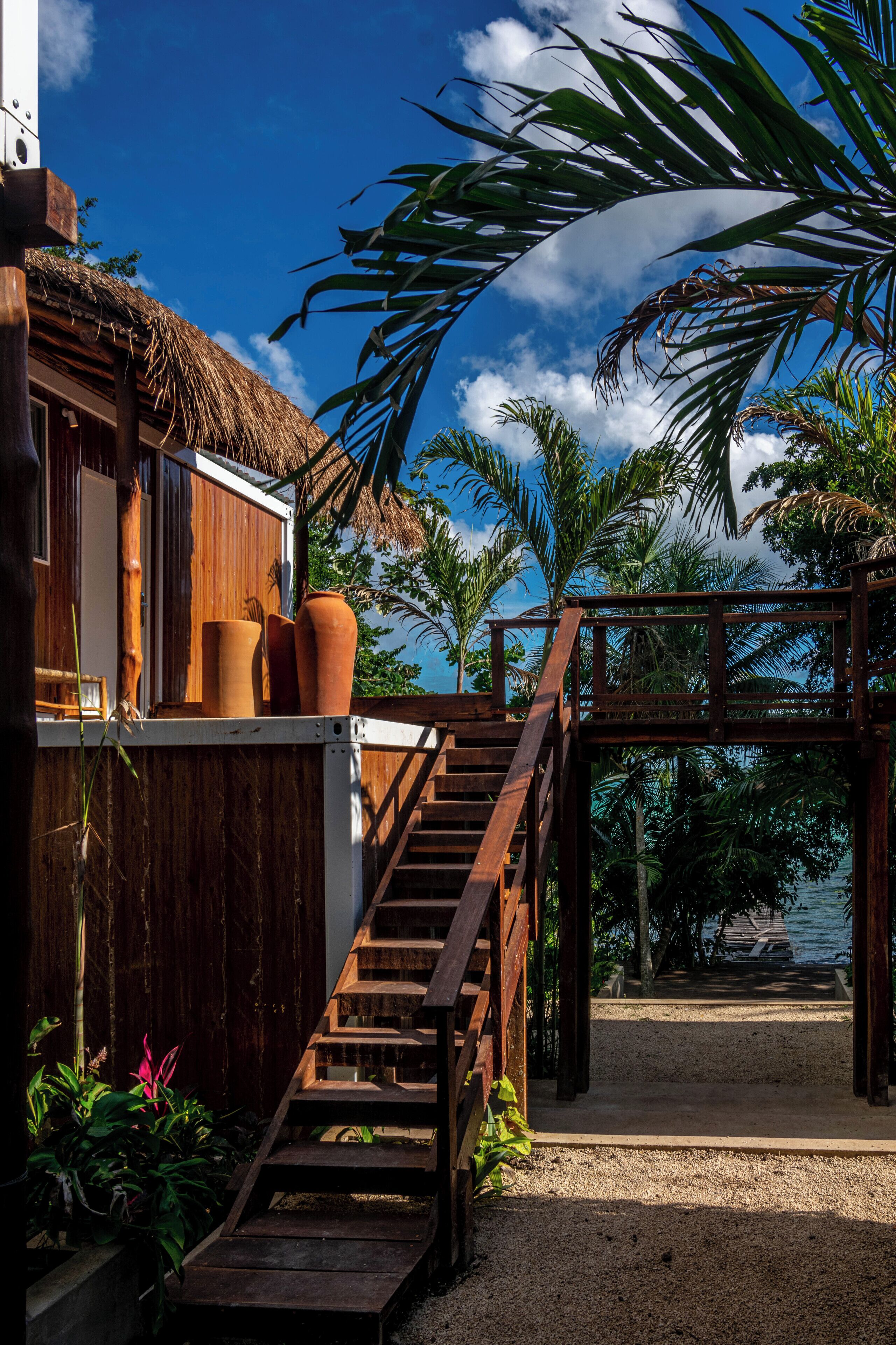 Deluxe Room, Lagoon View | Living area