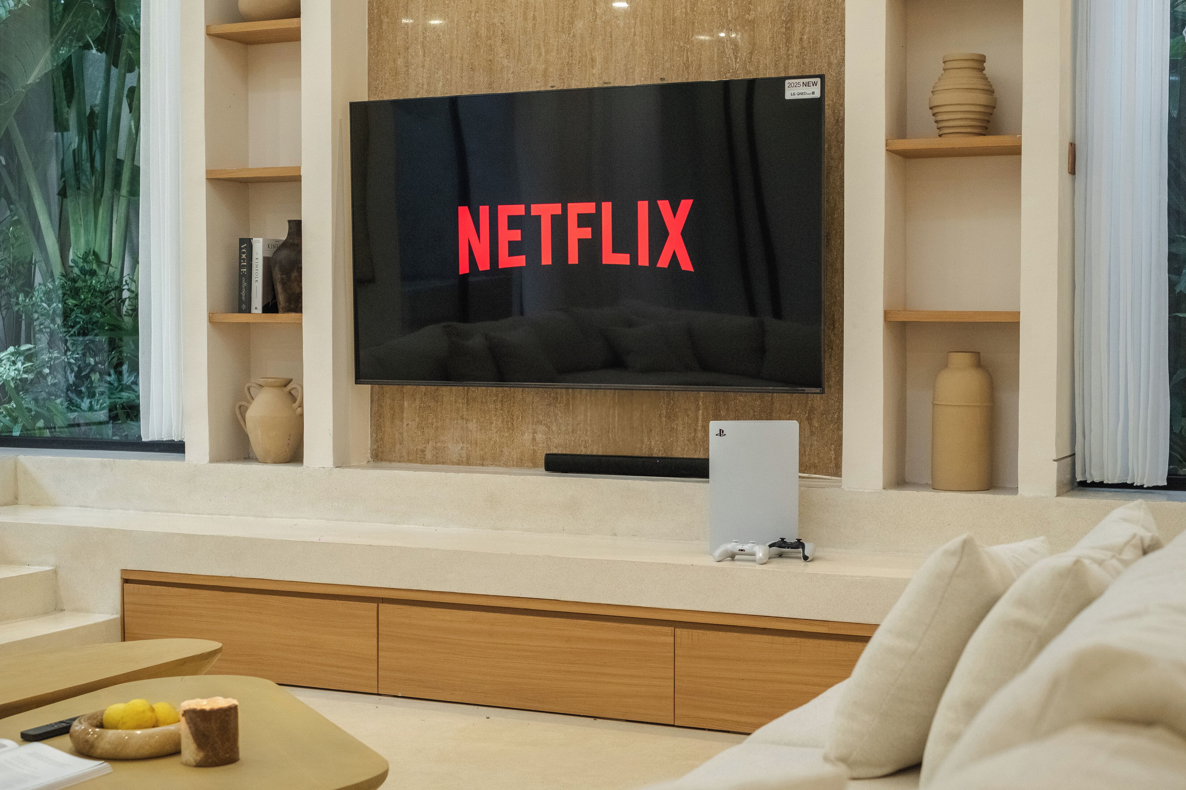 智能电视、电子游戏