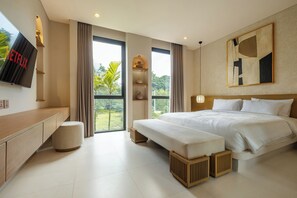 2 habitaciones, caja de seguridad en la habitación y escritorio 