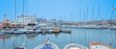 Marina