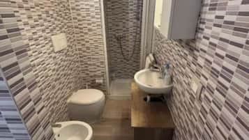 淋浴設備、坐浴桶