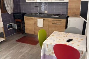 Fridge, microwave - The Space🌟 Castello Studio – Live the Authentic Venice, Just Steps from the Biennale 🌟Forget the crowded, chaotic Venice: here you’ll experience the real city, the one Venetians live every day. In the heart of Castello, this studio apartment of (Venice)