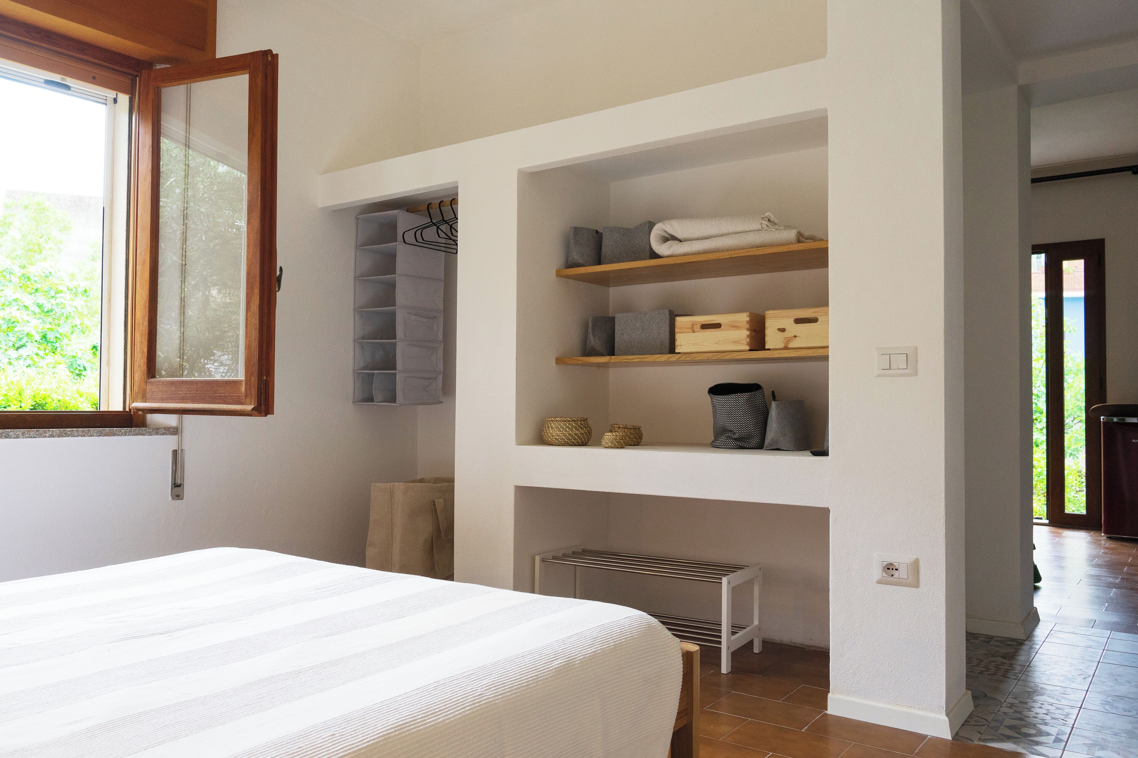 免费 WiFi、床单