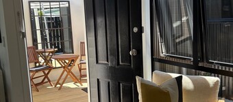 Central Haven: Sunny, Secure & Walk to the River